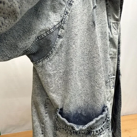 Vintage Acid Wash Denim Jacket East West by The Panda Group Oversized Sz Medium - Picture 7 of 16